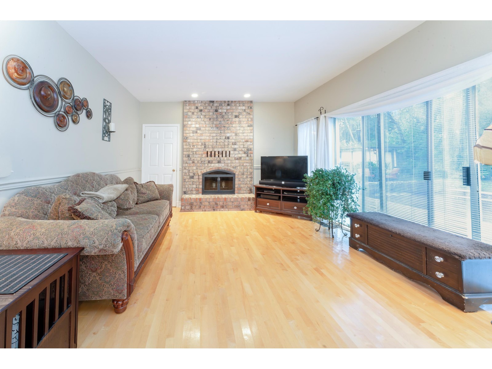 Photo 6 of 17352 26 A Avenue, Surrey BC
