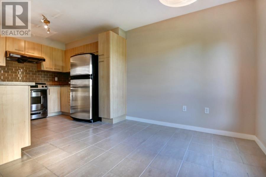 6212 5117 GARDEN CITY ROAD, Richmond