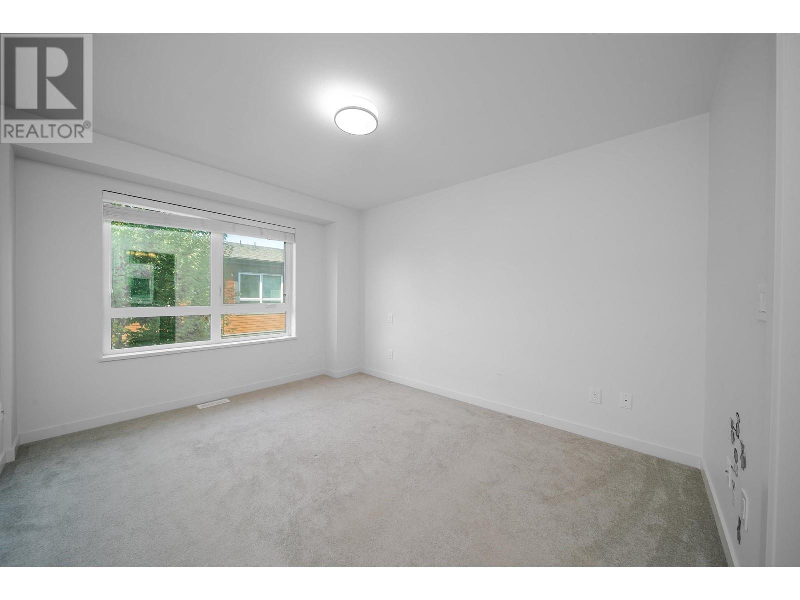 #65-10311 RIVER Drive, Richmond