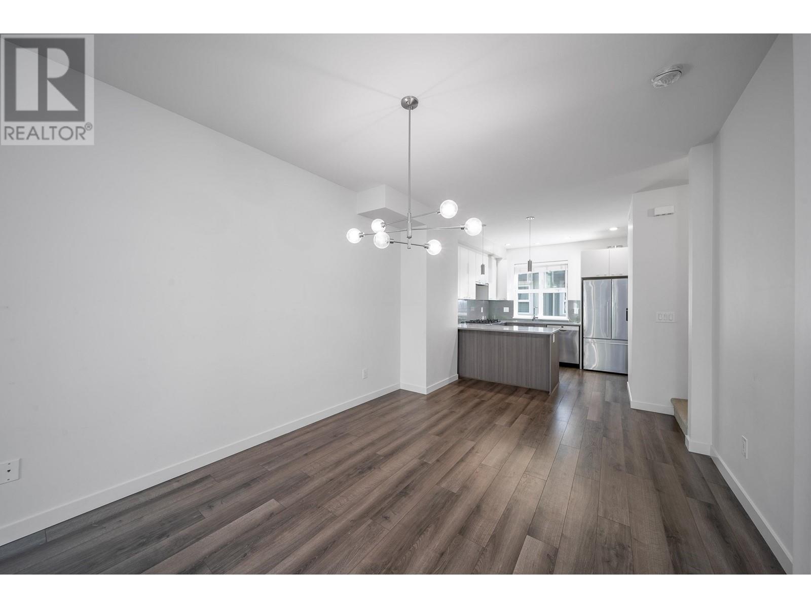 #65-10311 RIVER Drive, Richmond