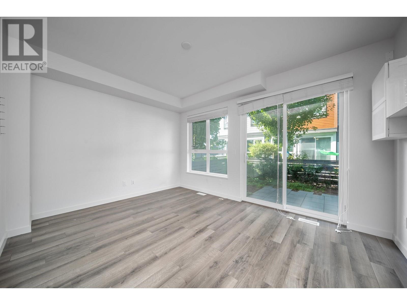 #65-10311 RIVER Drive, Richmond