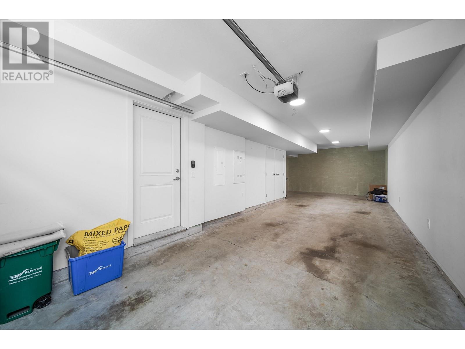 #65-10311 RIVER Drive, Richmond