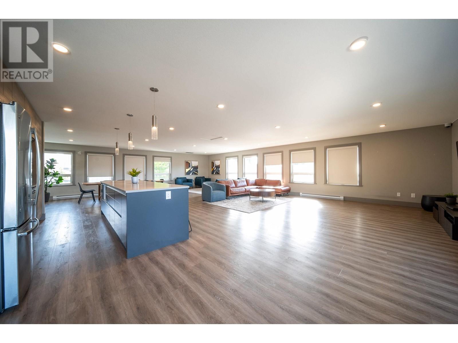#65-10311 RIVER Drive, Richmond