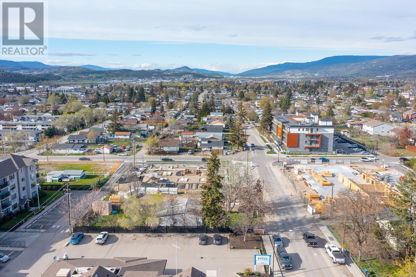 310 Dougall Road, Kelowna