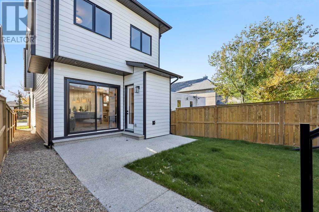 Single Family House for Sale in  Broadview Road NW West Hillhurst Calgary 