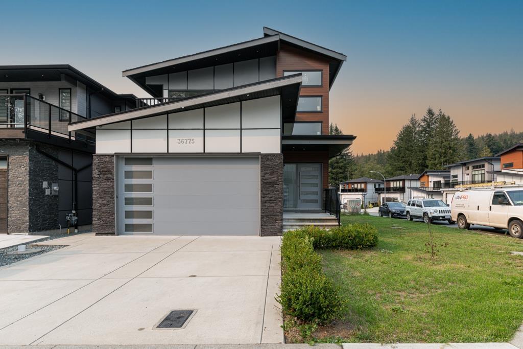36775 DIANNE BROOK AVENUE, Abbotsford real estate listing for sale