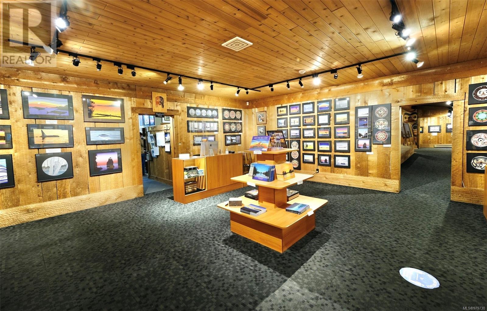 350 Campbell St, Tofino