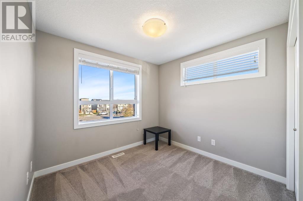 Single Family House for Sale in  Walgrove Plaza SE Walden Calgary 