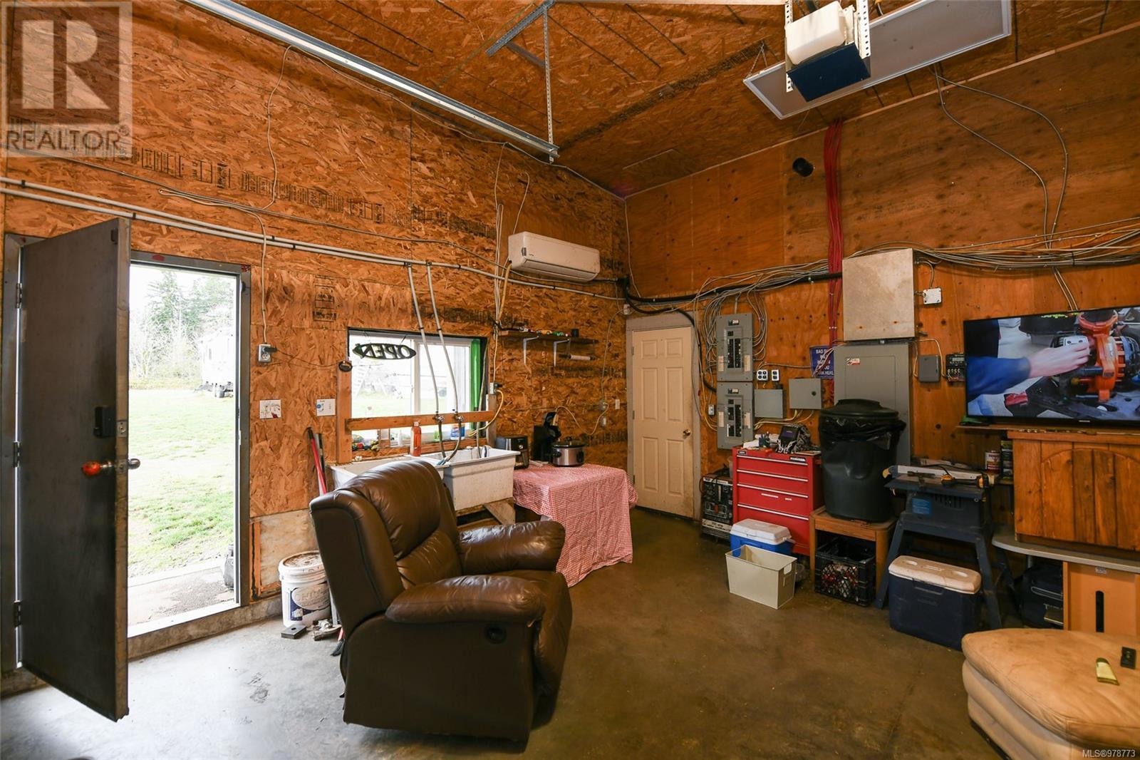 4120 Fraser Rd, Courtenay real estate listing 978773