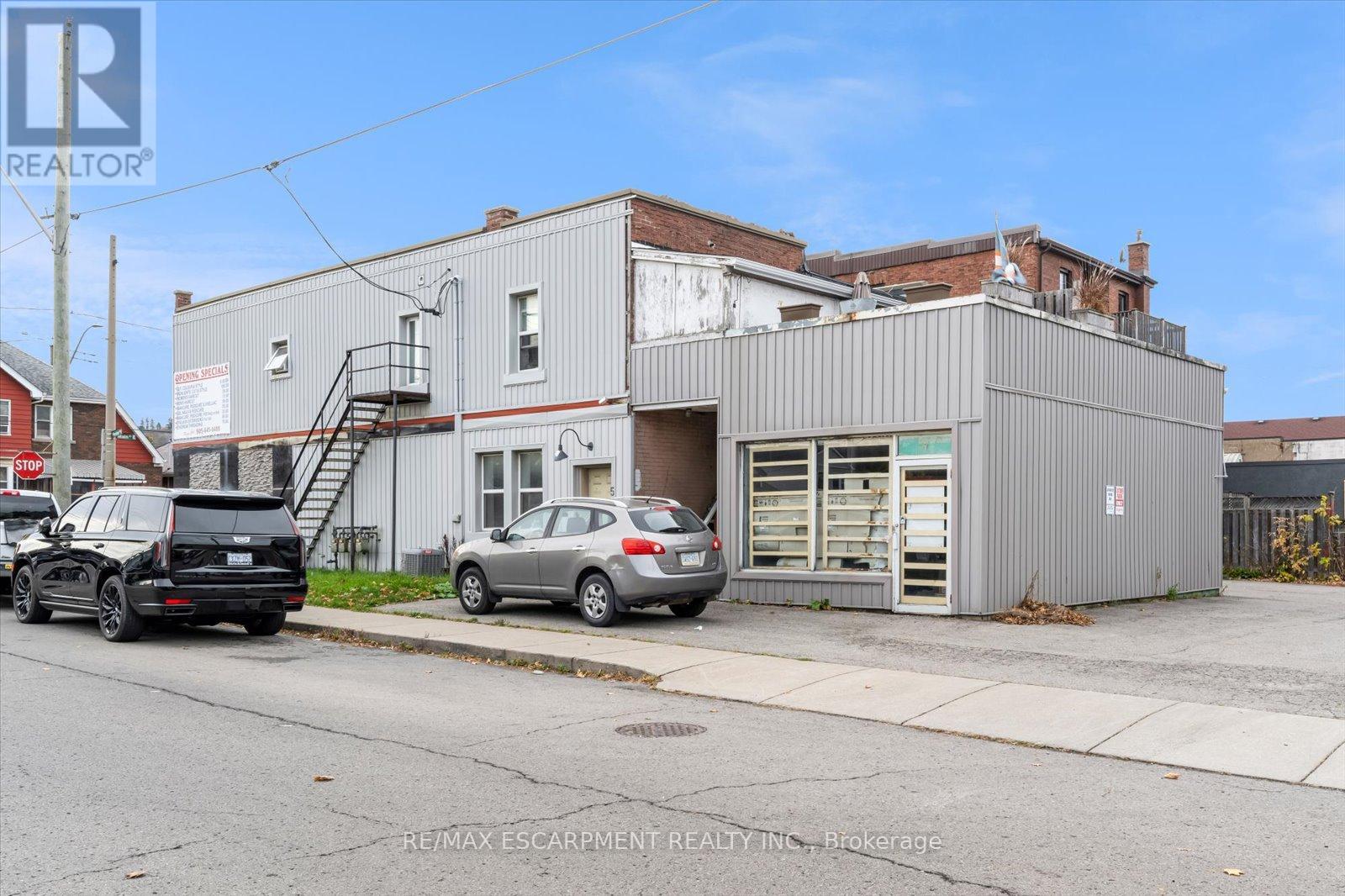 Photo 19 of 1261 Main Street E, Hamilton ON
