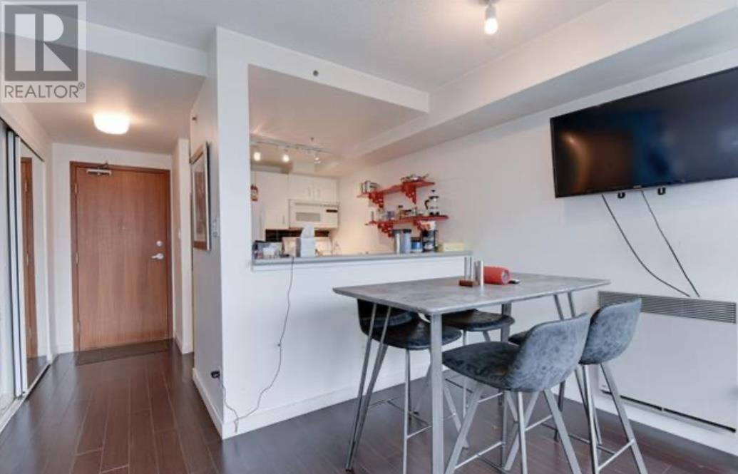 Photo 3 of 2204 555 Jervis Street, Vancouver BC