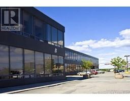 560 Main Street, photo 3