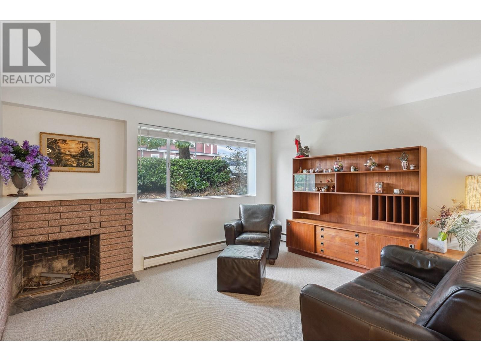 Photo 21 of 4044 Parker Street, Burnaby BC