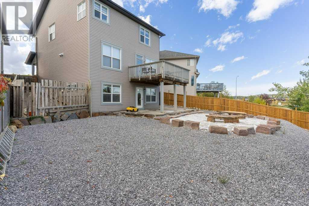 Single Family House for Sale in  St Moritz Terrace SW Springbank Hill Calgary 