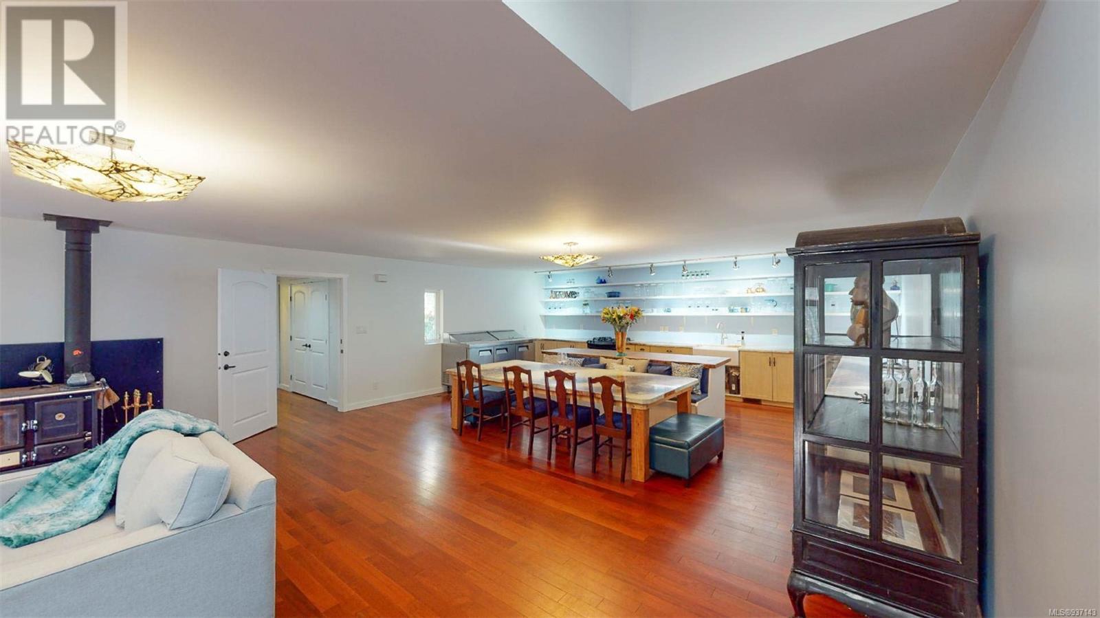  9891 Spalding Road, Pender Island