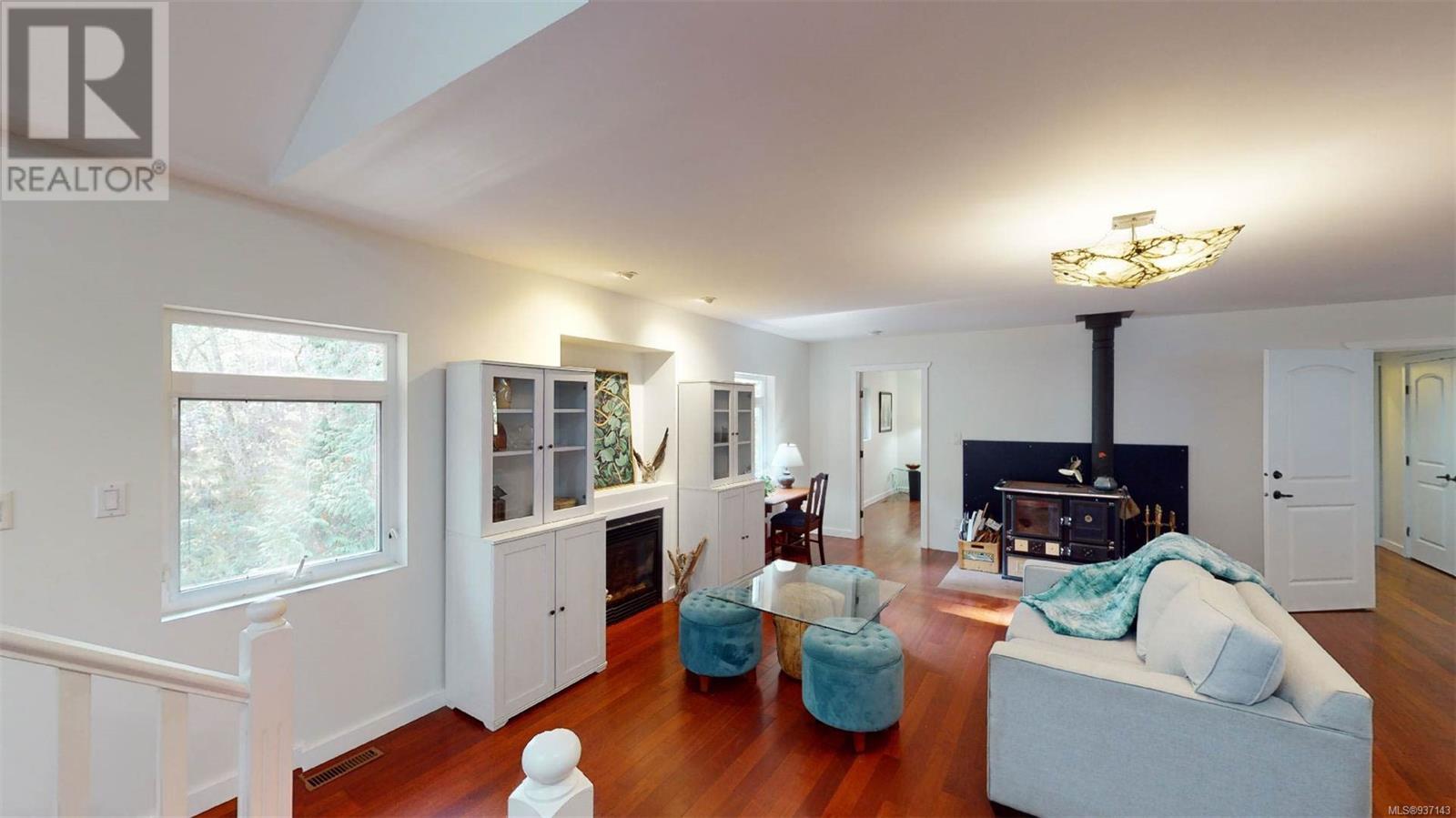  9891 Spalding Road, Pender Island