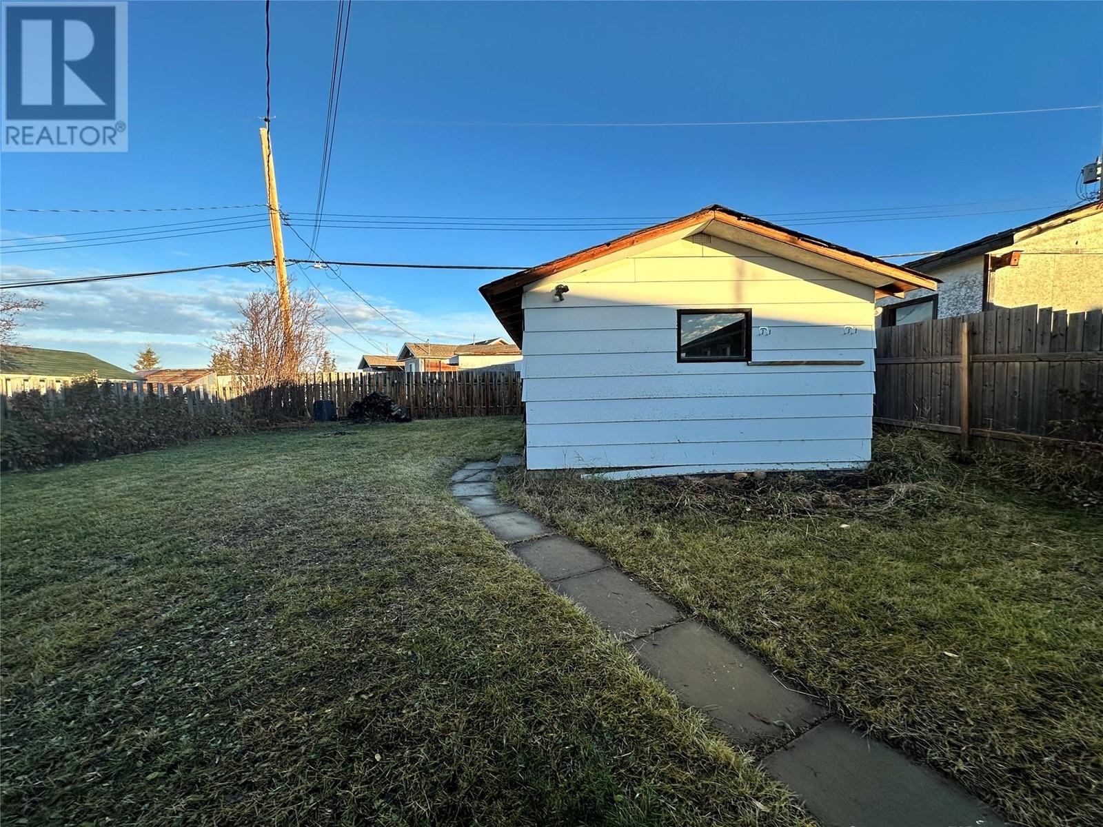 416 100A Avenue, Dawson Creek