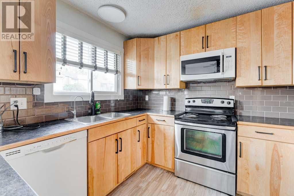 Single Family House for Sale in   Street NE Pineridge Calgary 