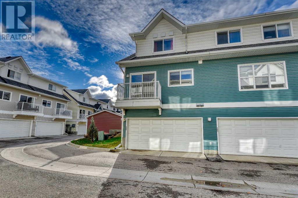 Single Family House for Sale in  Mckenzie Towne Gate SE McKenzie Towne Calgary 