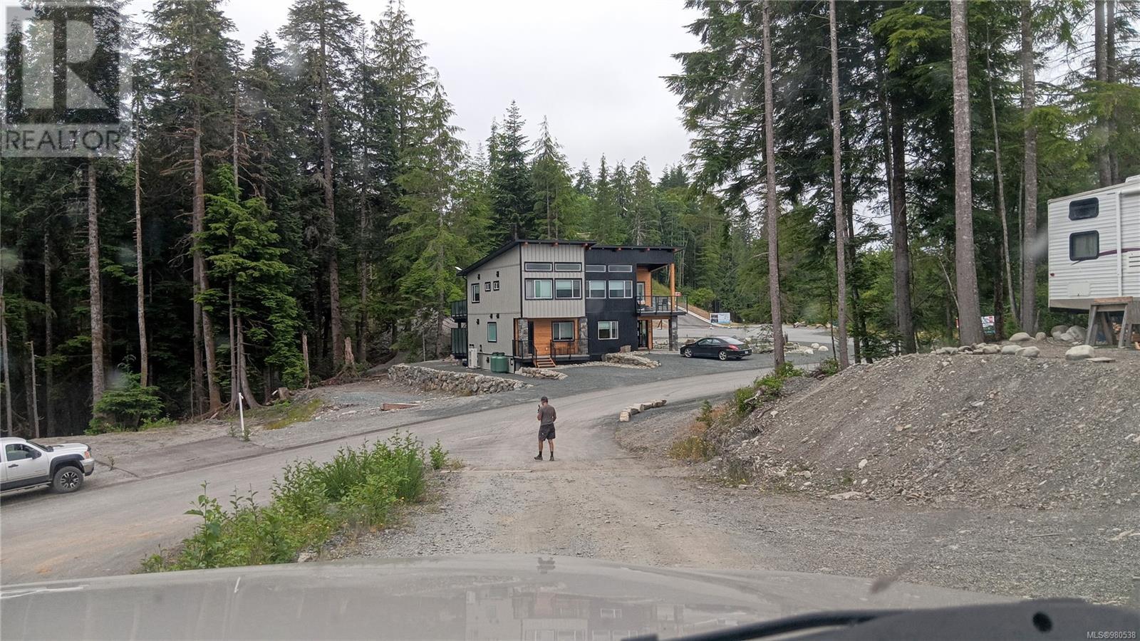 SL 3 Beachview Dr, Port Renfrew