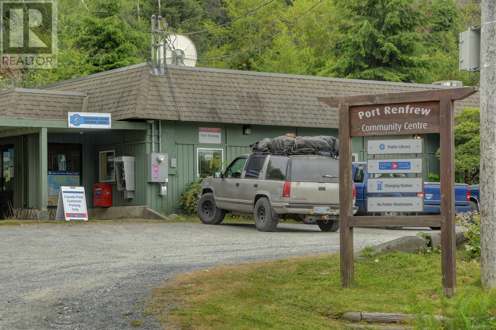 SL 3 Beachview Dr, Port Renfrew