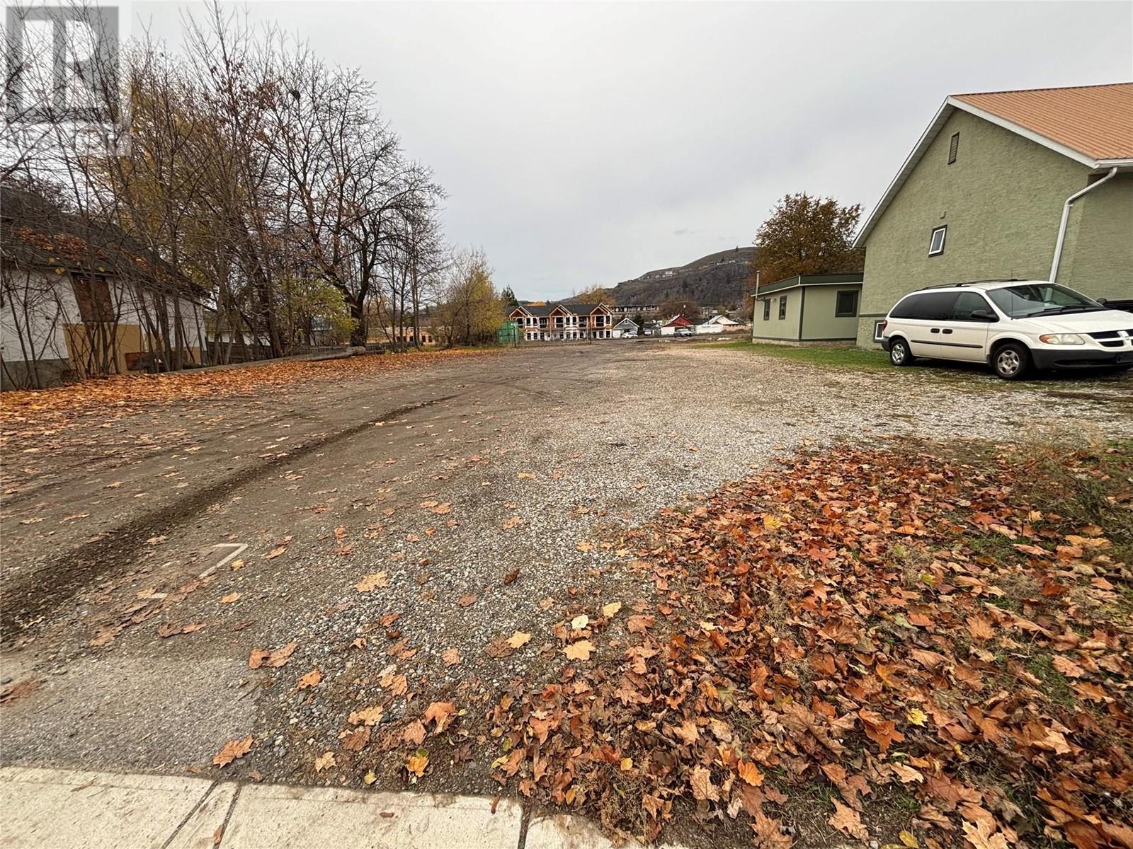 Photo 4 of 4000 29 Street, Vernon BC