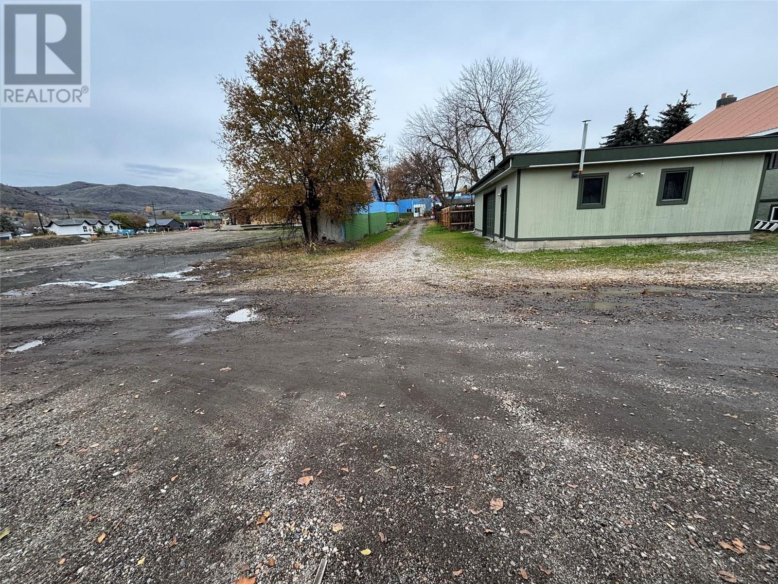 Photo 6 of 4000 29 Street, Vernon BC