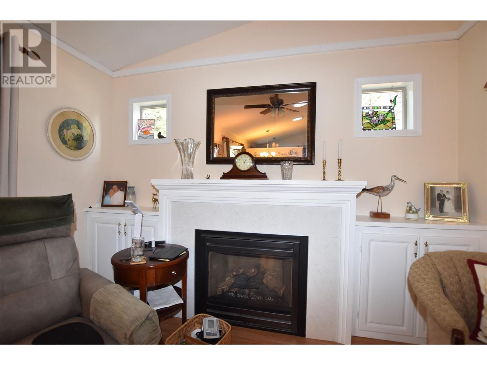  415 Hummingbird Avenue, Vernon