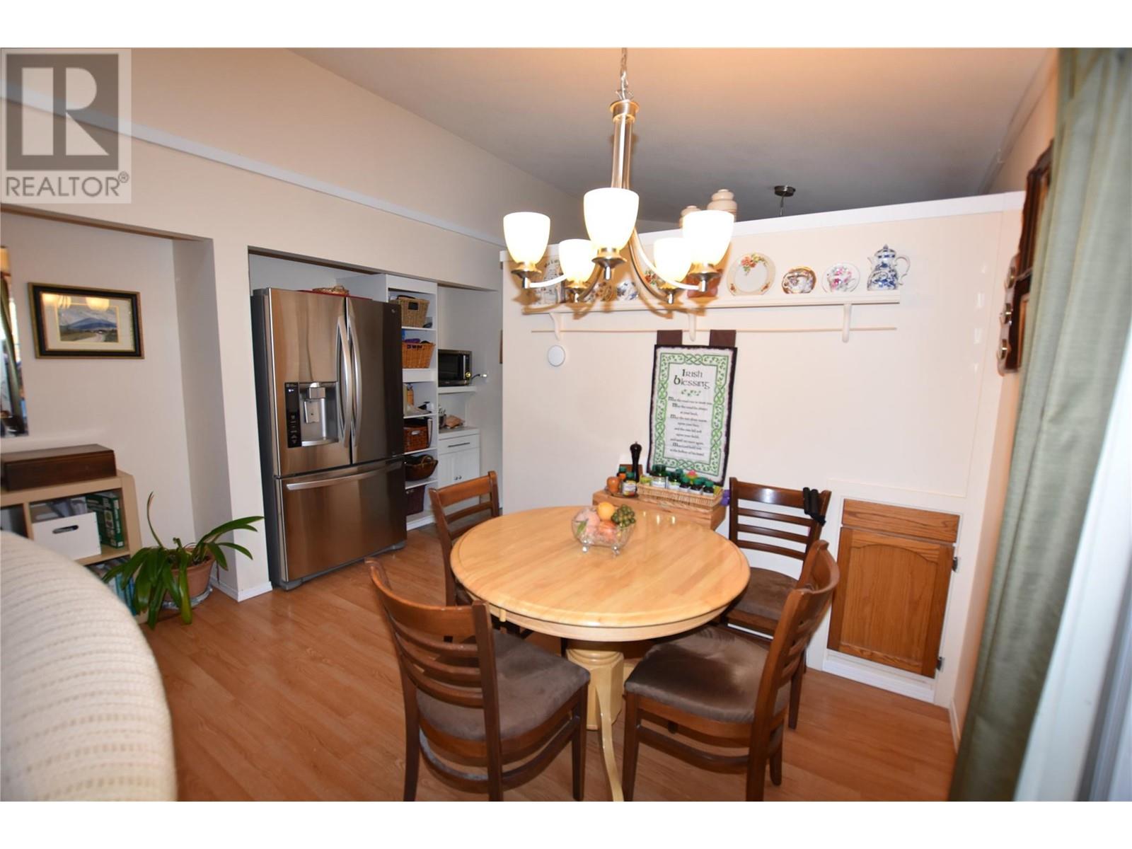  415 Hummingbird Avenue, Vernon