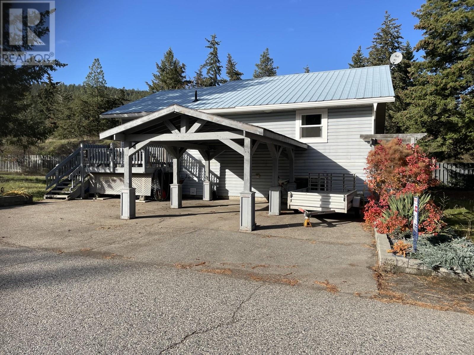  415 Hummingbird Avenue, Vernon