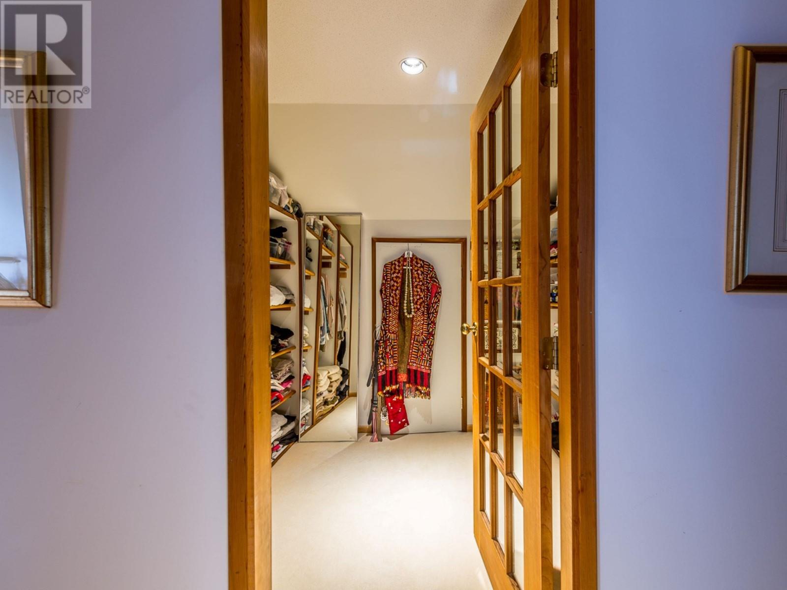 6663 SVEN ROAD, Horse Lake