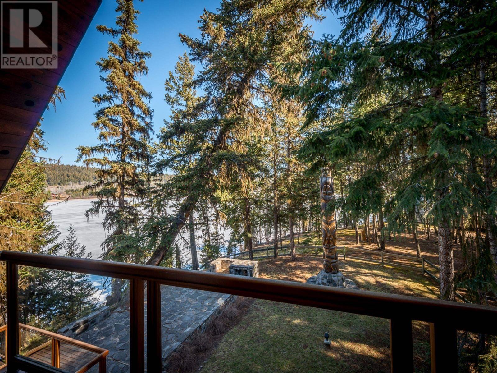 6663 SVEN ROAD, Horse Lake