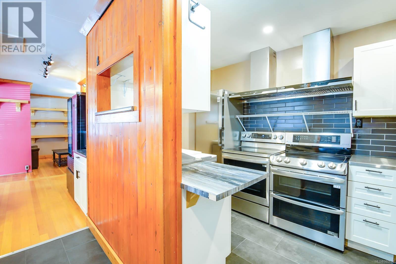 4473 Gertrude St, Port Alberni