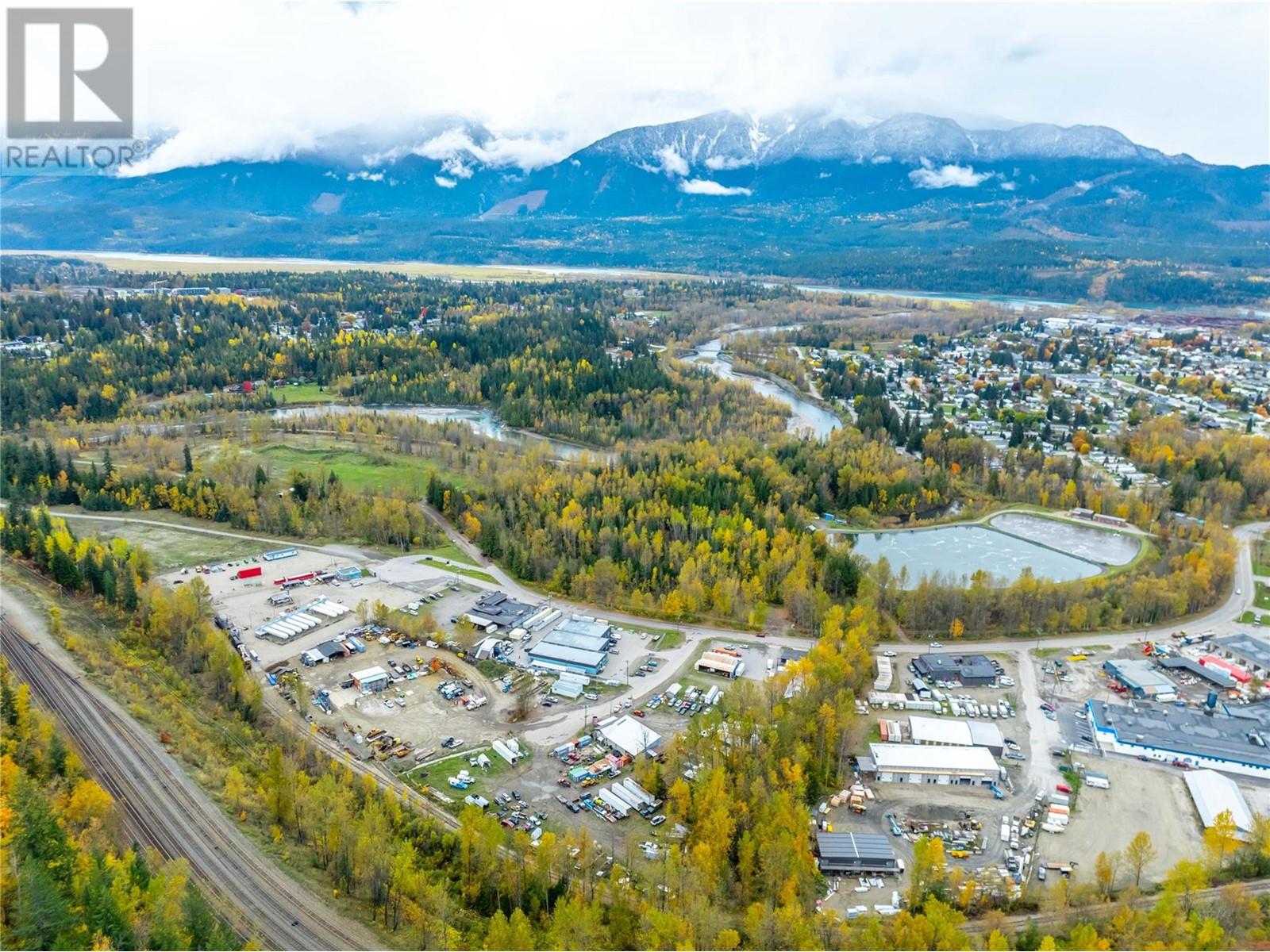 96 Macpherson Street, Revelstoke