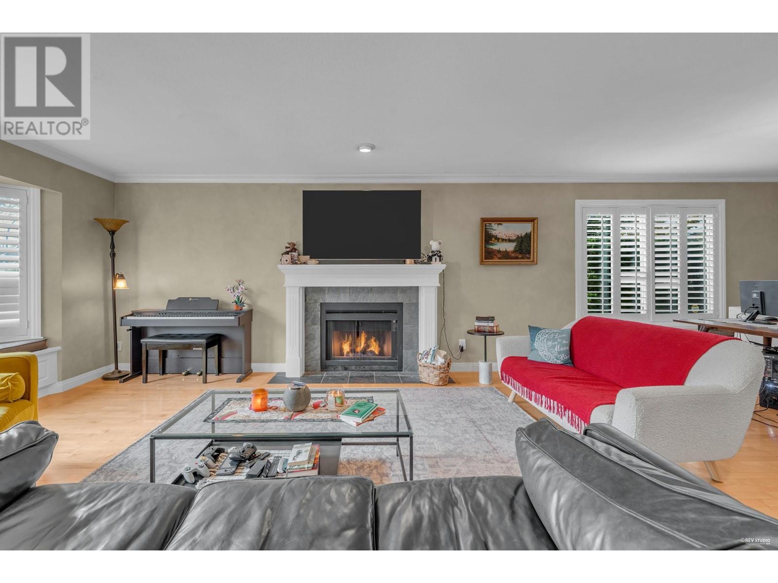 Photo 6 of 195 W 45th Avenue, Vancouver BC