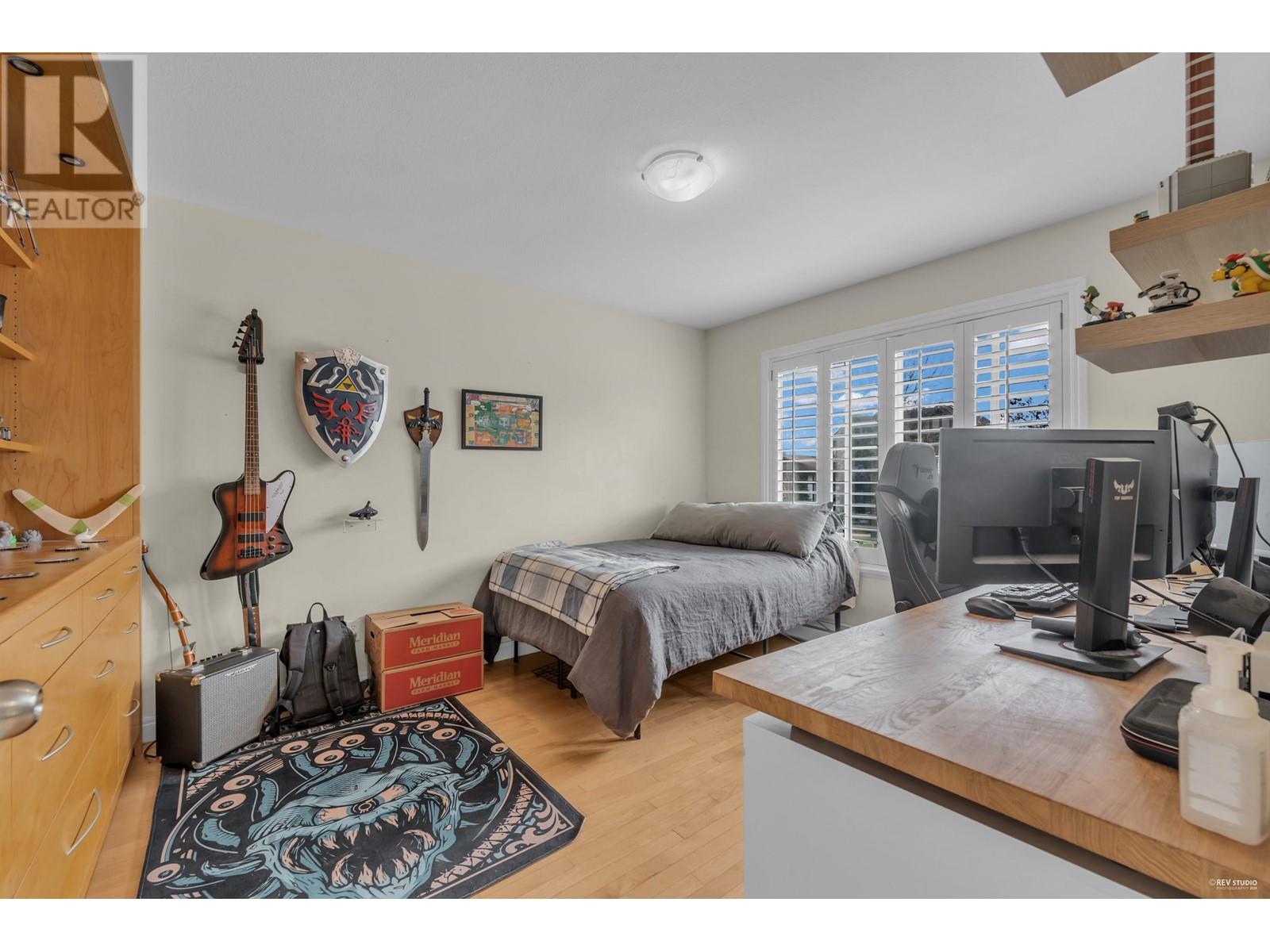 Photo 7 of 195 W 45th Avenue, Vancouver BC