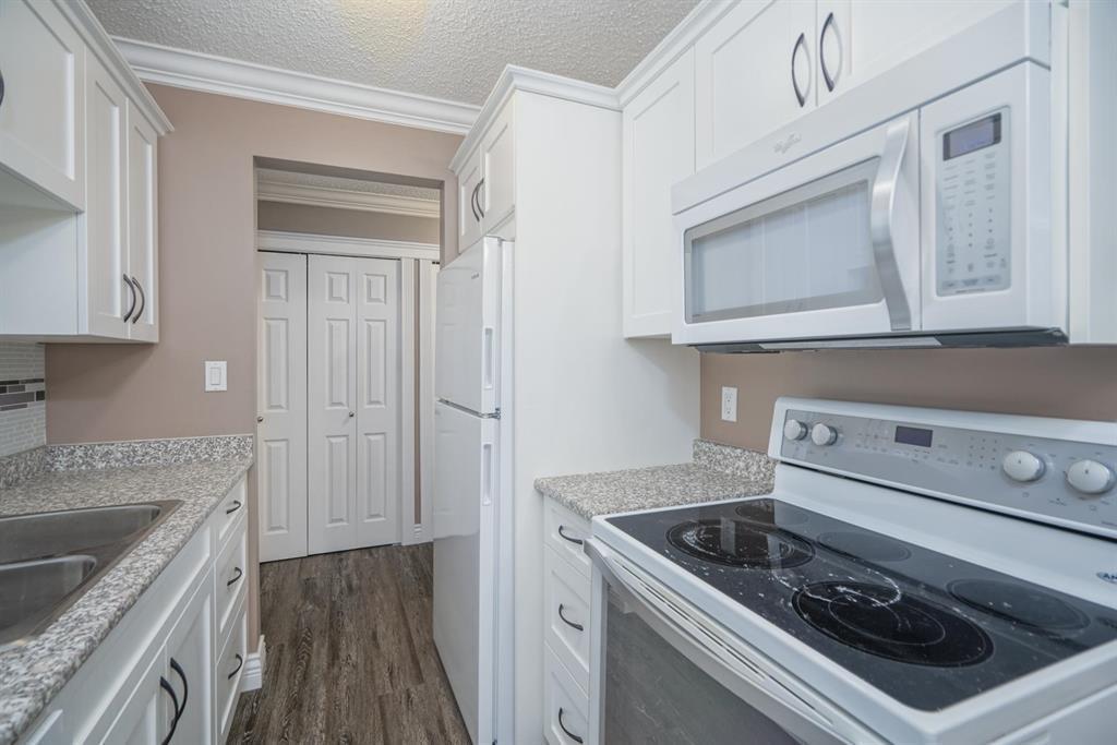 202 9175 MARY STREET, Chilliwack Proper West, Chilliwack real estate listing R2944223