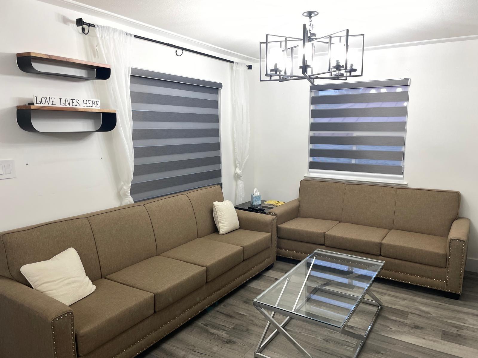 14784 GORDON AVENUE, White Rock real estate listing R2938577