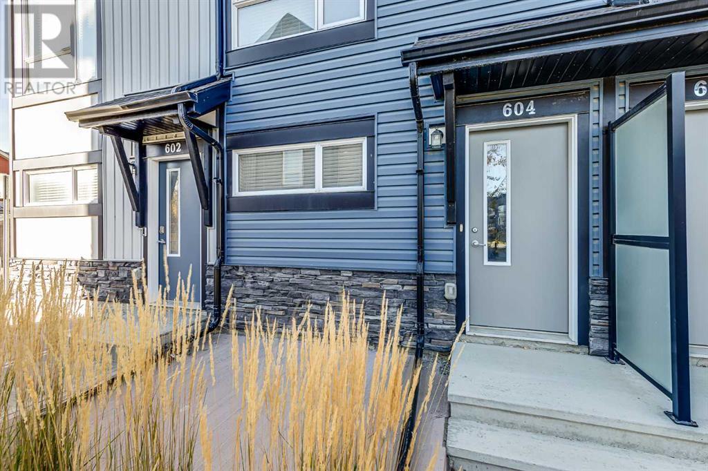 Single Family House for Sale in   Evanscrest Park NW Evanston Calgary 