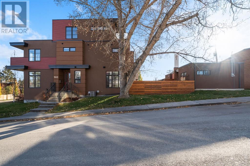 Single Family House for Sale in   Avenue SW Altadore Calgary 