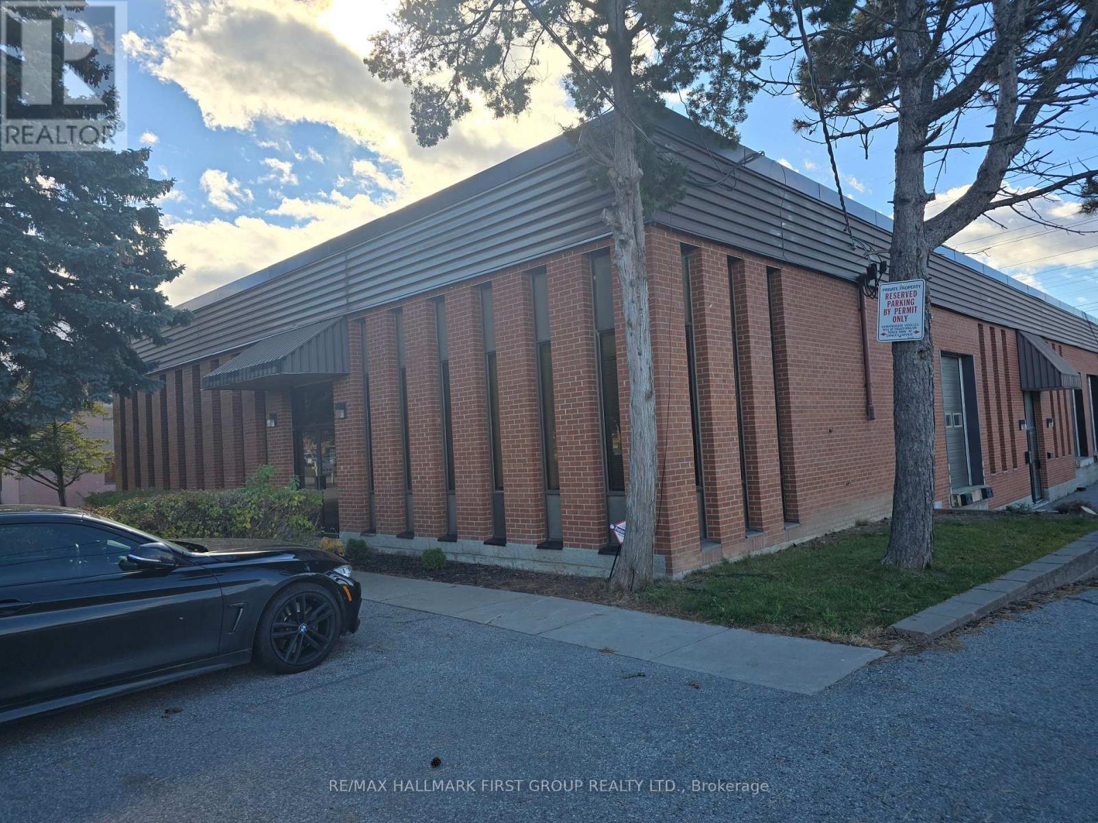 Commercial For Rent | 2 926 Dillingham Road | Pickering | L1W1Z6