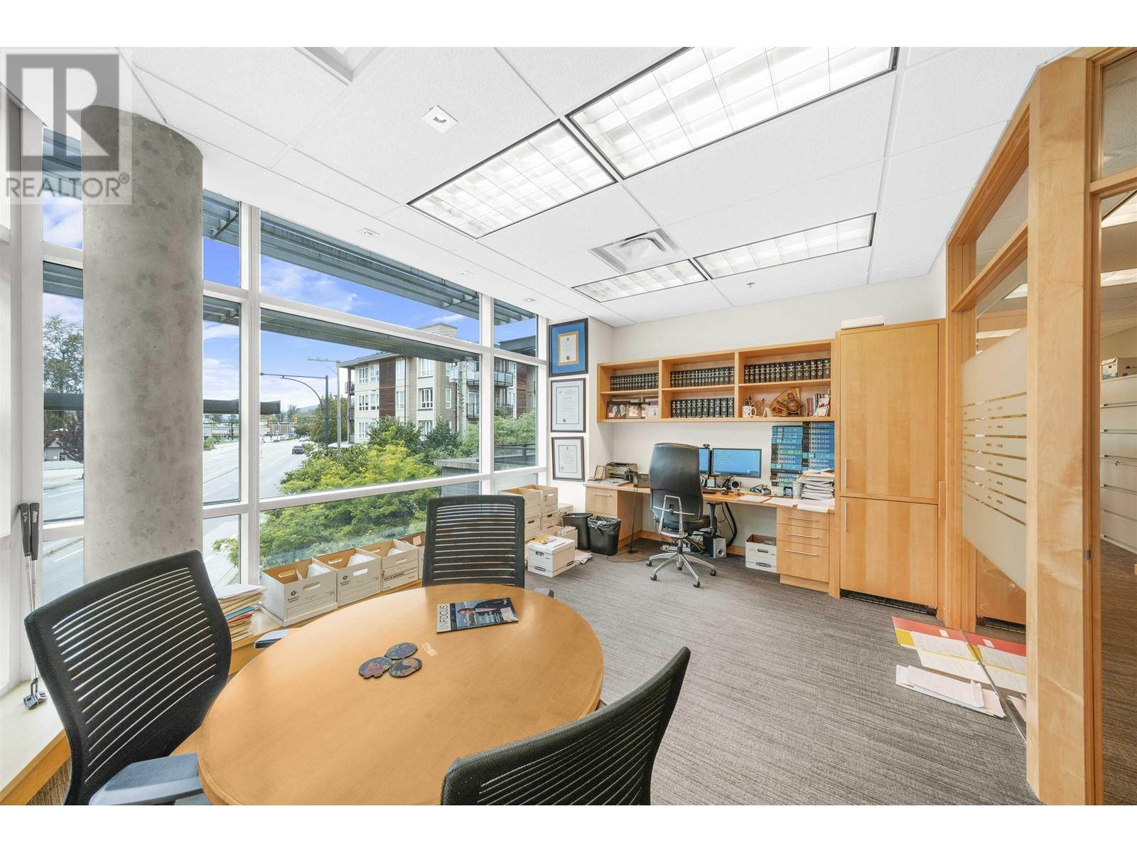 Photo 9 of 215 700 Marine Drive, North Vancouver BC