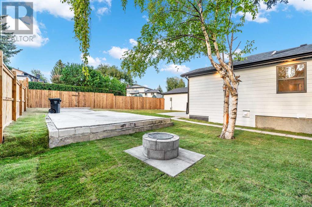 Single Family House Bungalow for Sale in  Silver Springs Road NW Silver Springs Calgary 