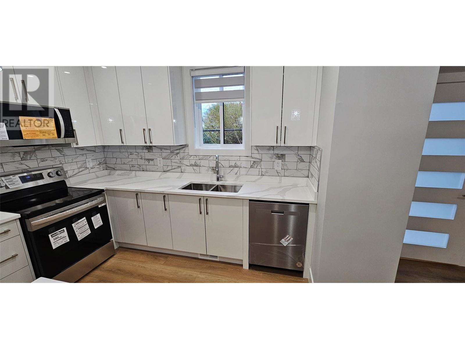 125 Calgary Avenue Unit# 105, Penticton
