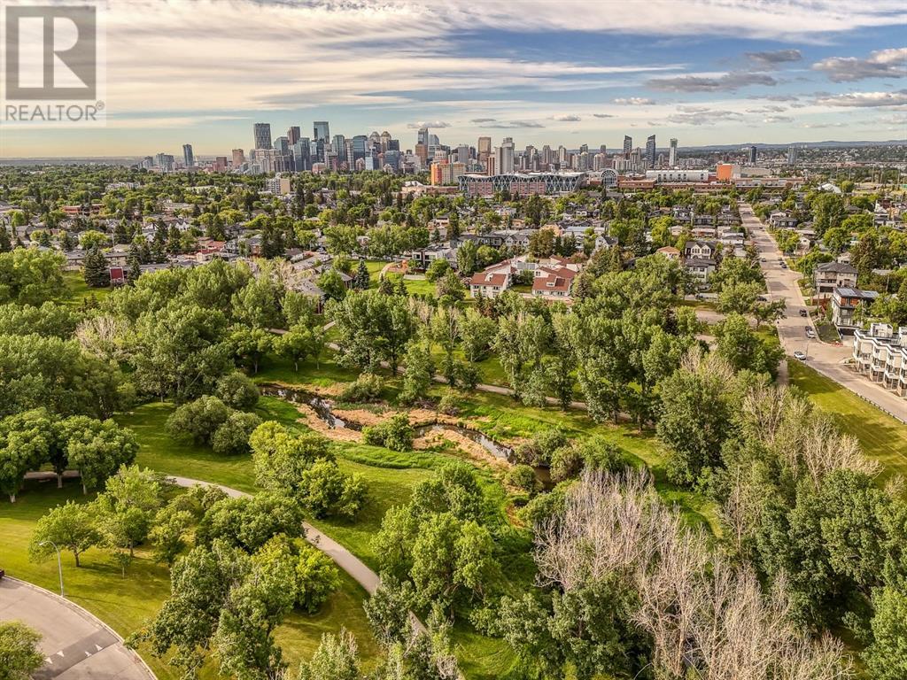 Single Family House for Sale in   Avenue NW Capitol Hill Calgary 