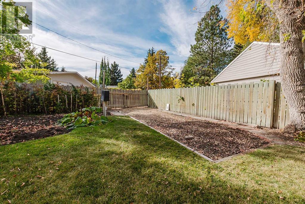 Single Family House Bungalow for Sale in   StreetCrescent Mountview Red Deer 