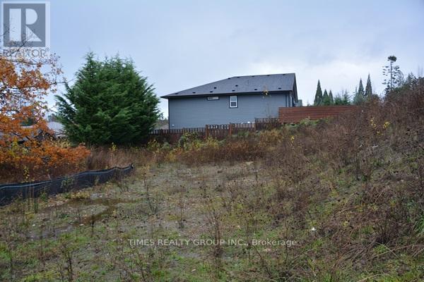 Photo 4 of 2044 Morello Place, Courtenay BC
