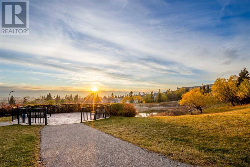 Single Family House for Sale in   Rocky Vista Park NW Rocky Ridge Calgary 