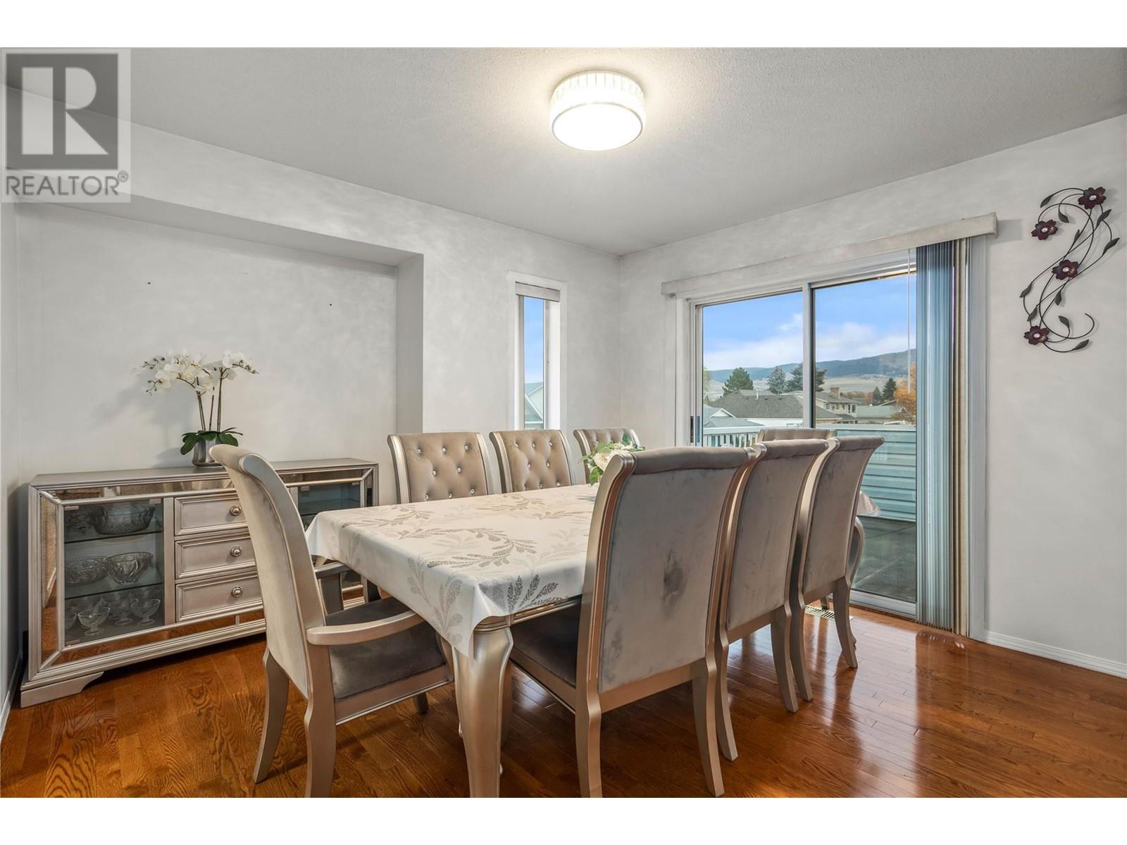  1730 Simpson Court, Kelowna