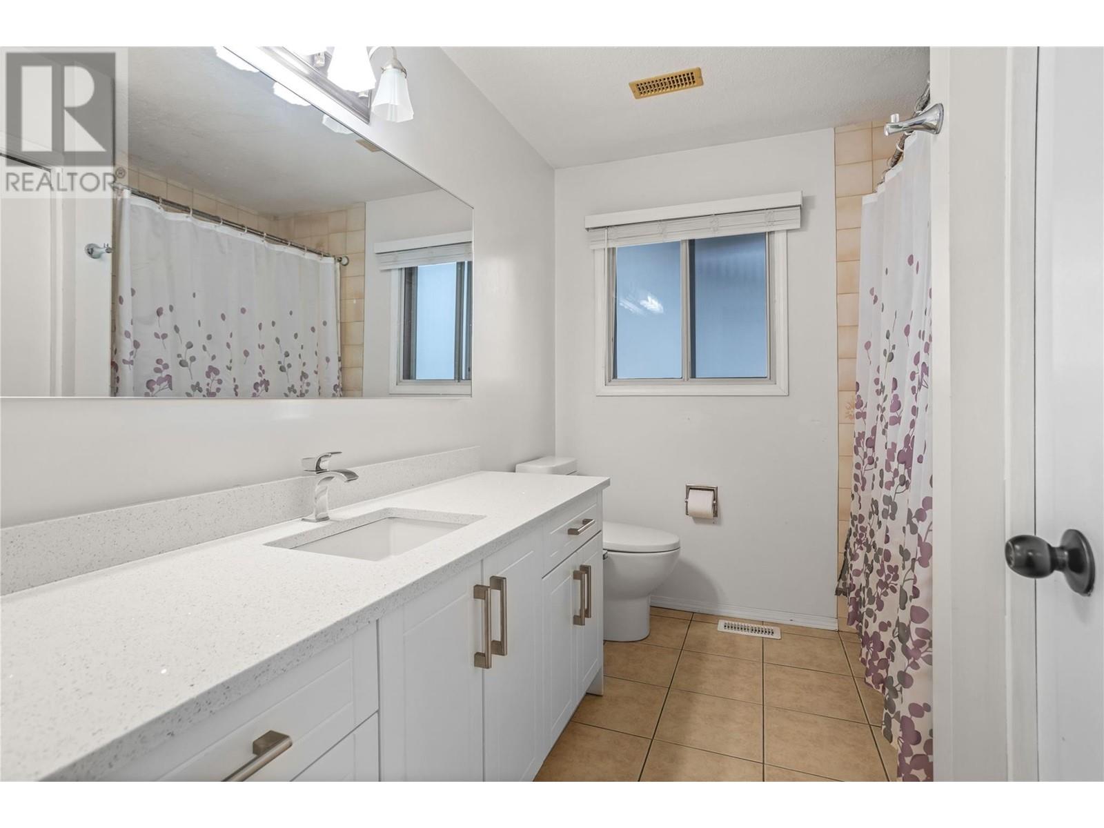  1730 Simpson Court, Kelowna